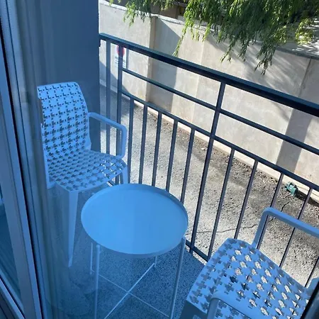 מלון Marina Boutique קוסטינסטי