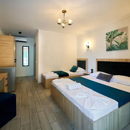 Marina Boutique Costinesti